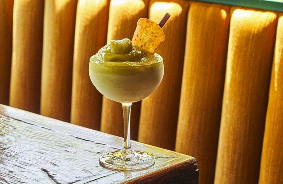 DaisyMargaritaBar_cocktail2_creditKortHavens