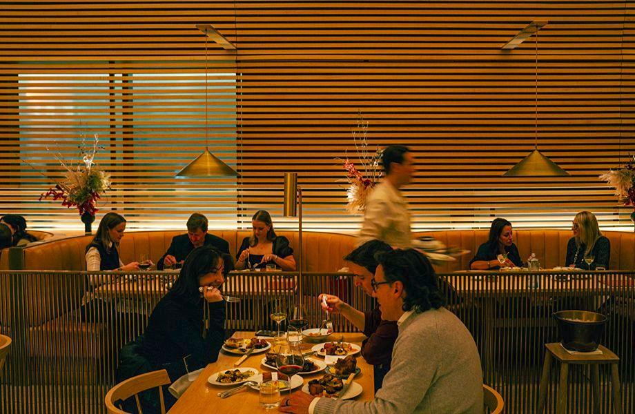 PrimeSeafoodPalace_interior_credit_SidTangerine.jpg PrimeSeafoodPalace_interior_credit_SidTangerine.jpg