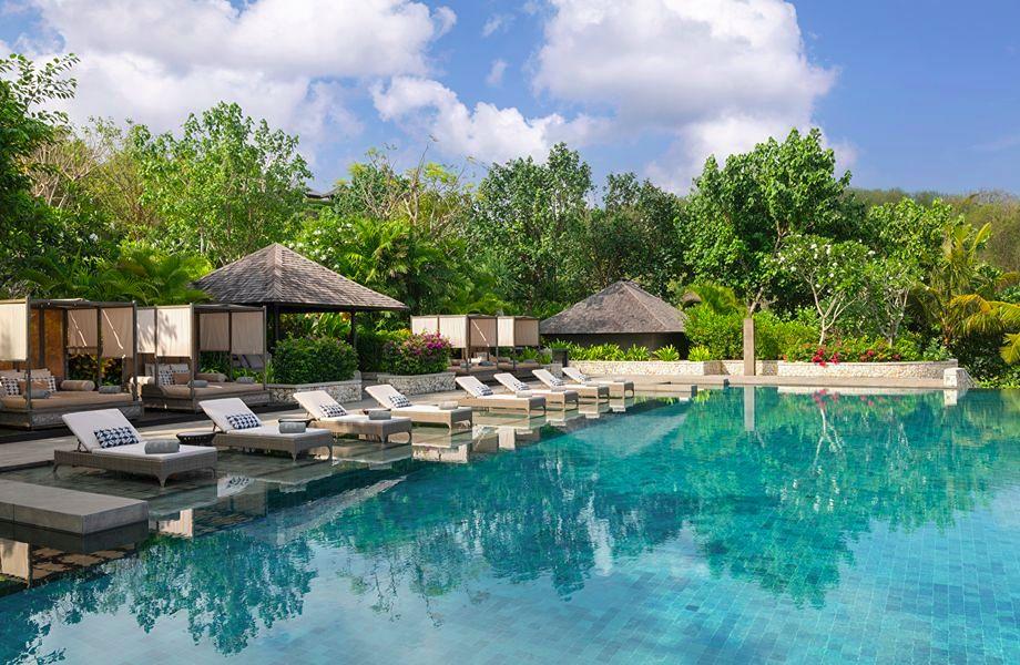 RafflesBali_pool_credit_VincentLeroux