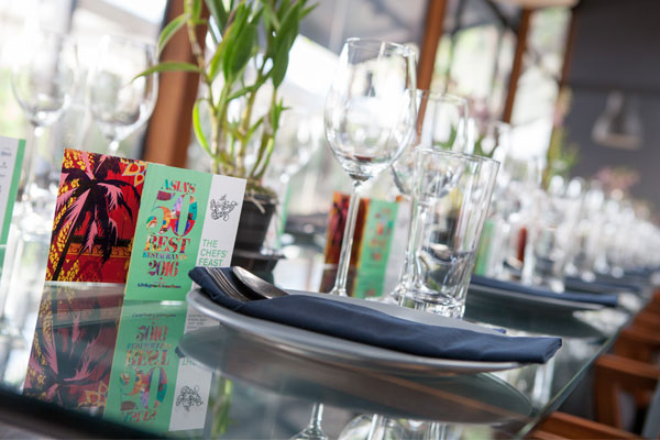 feast-table-600x400