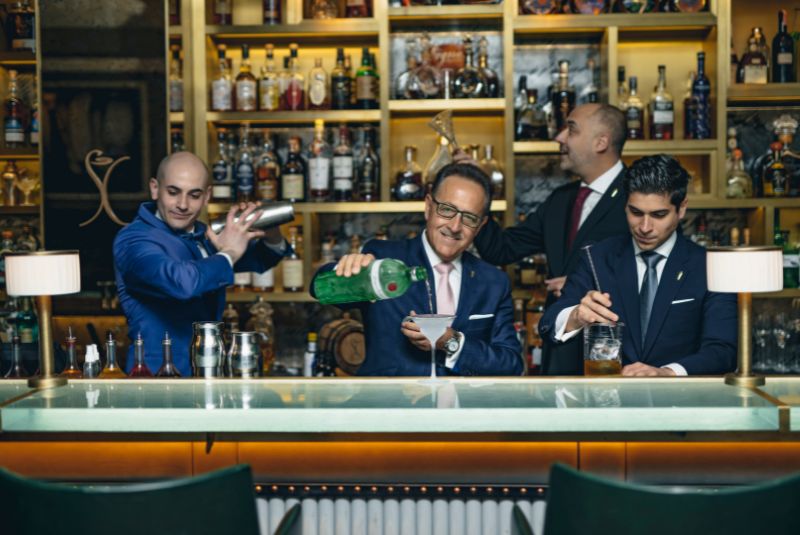 12-Best-Martinis-in-London-COPY-Donovan