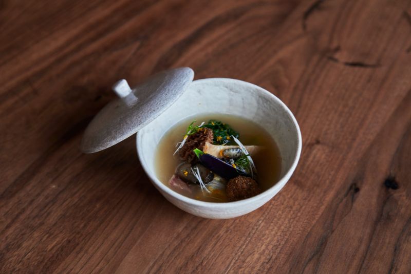 Asia-SigSess-Mingles-dish-1