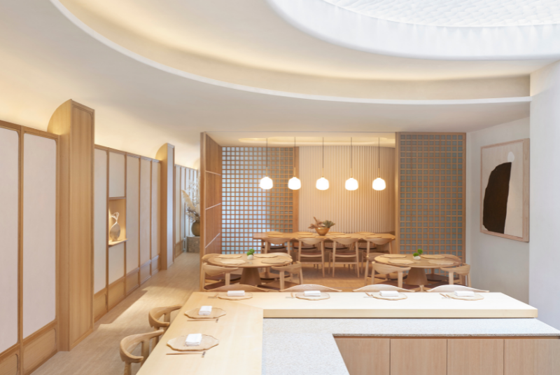 Esora-interior