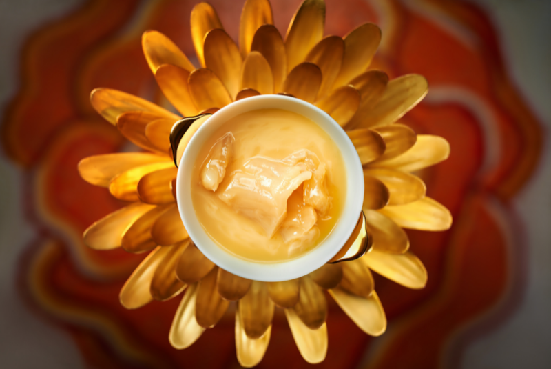 Golden-Flower-LIP