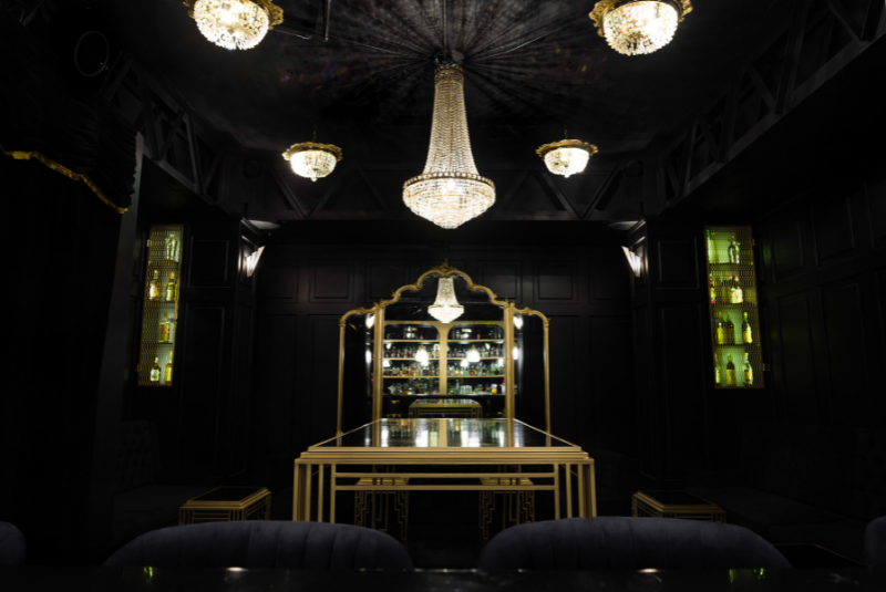 Handshake-Speakeasy-1