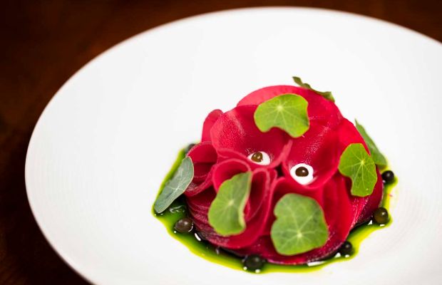 LatAm20-AstridYGaston-Dish2