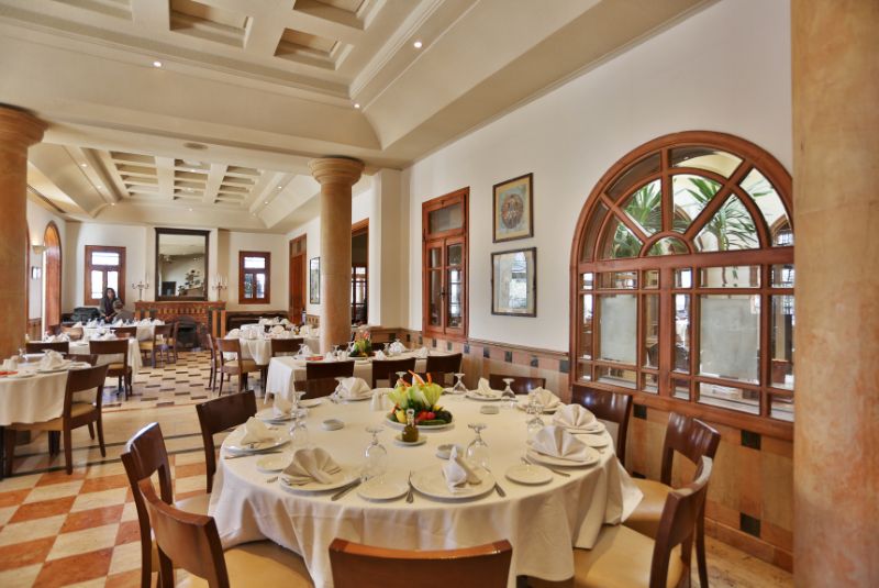 MENA25-COPY-restaurants-1-50-Fakhreldin
