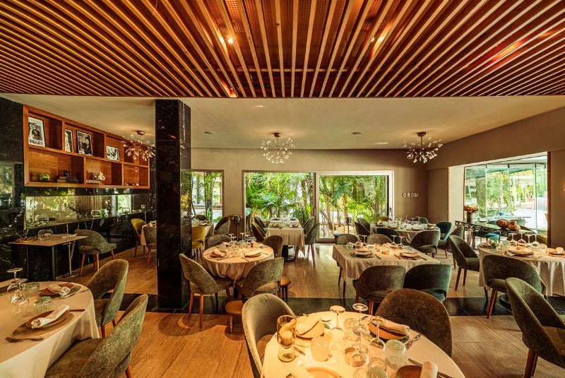 MENA50BR23-La-Closerie-List-in-Pics