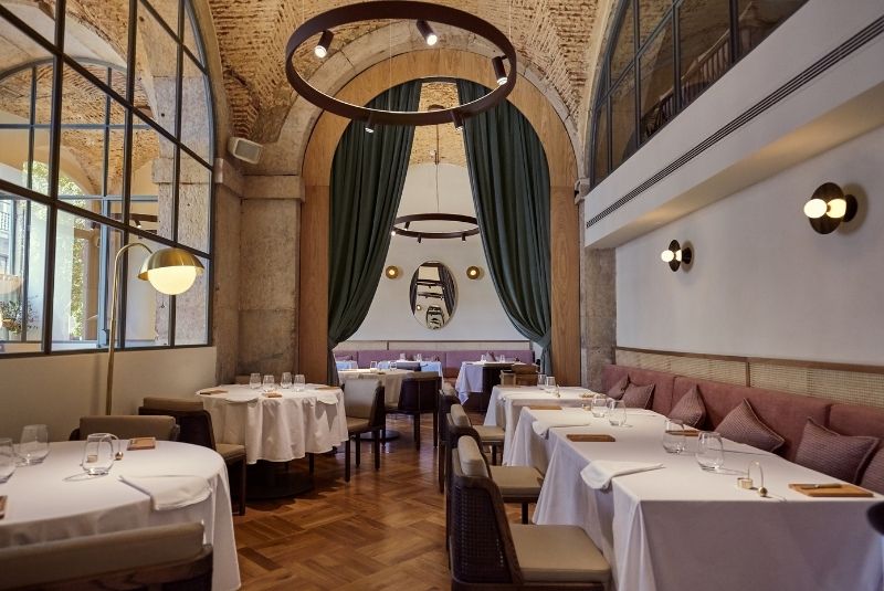W50BR23-COPY-1-50-List-Belcanto-interior