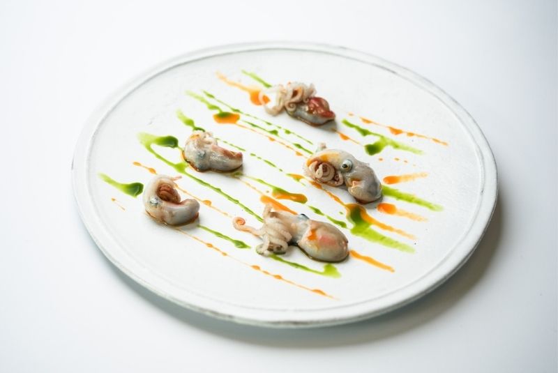 W50BR23-COPY-1-50-List-Table-by-Bruno-Verjus-dish