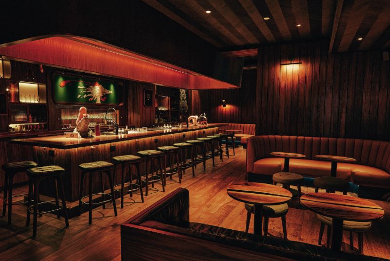 WBB23-AltosBartender-COPY-full-bar