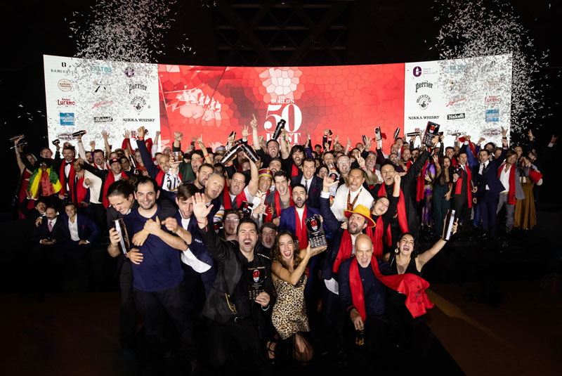 Worlds-50-Best-Bars-22-Group-Shot